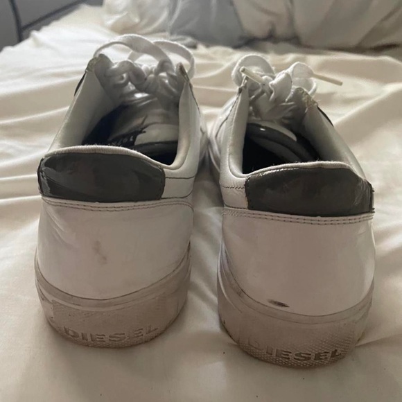 Diesel sneakers size 9.5 mens - Picture 4 of 4